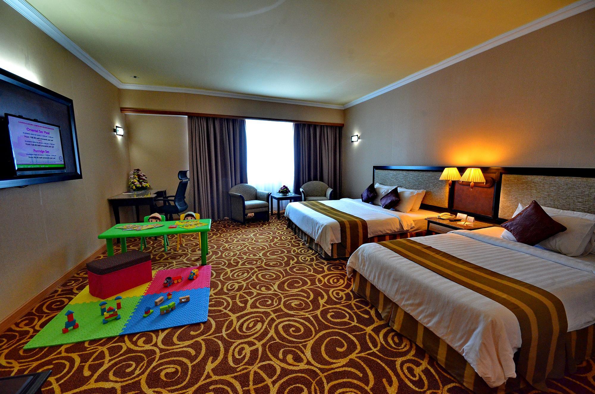 מירי Mega Hotel Sdn Bhd מראה חיצוני תמונה