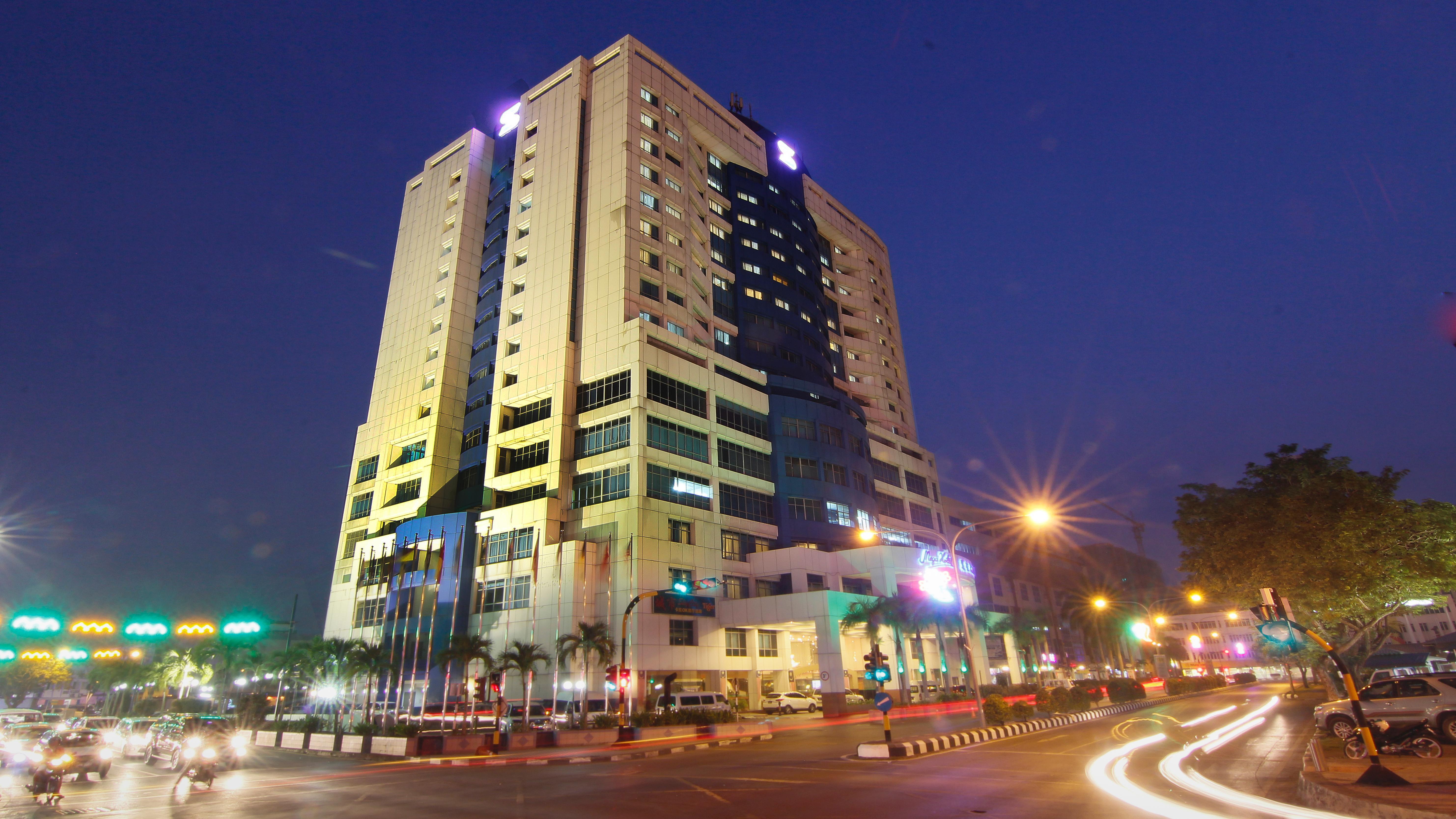 מירי Mega Hotel Sdn Bhd מראה חיצוני תמונה
