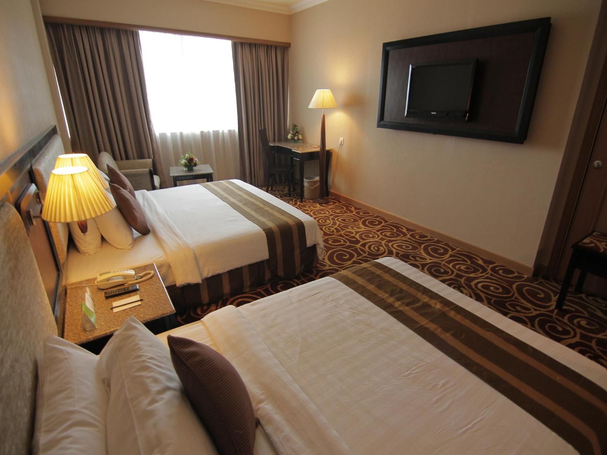 מירי Mega Hotel Sdn Bhd מראה חיצוני תמונה