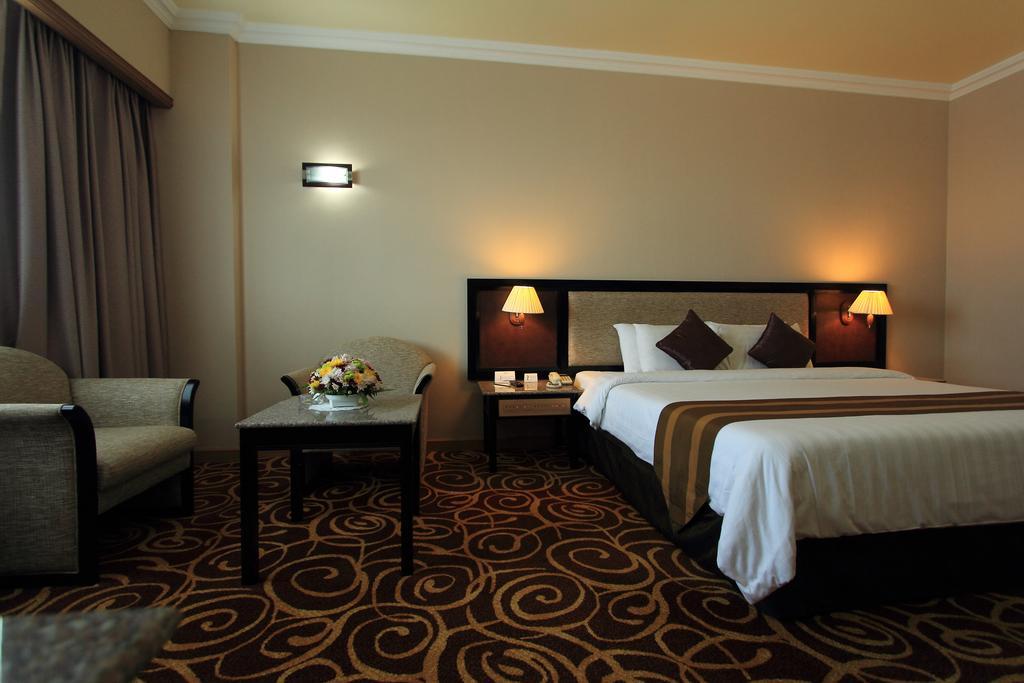 מירי Mega Hotel Sdn Bhd חדר תמונה