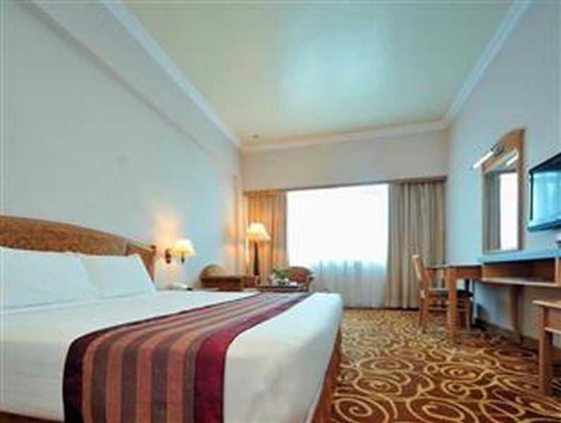 מירי Mega Hotel Sdn Bhd מראה חיצוני תמונה