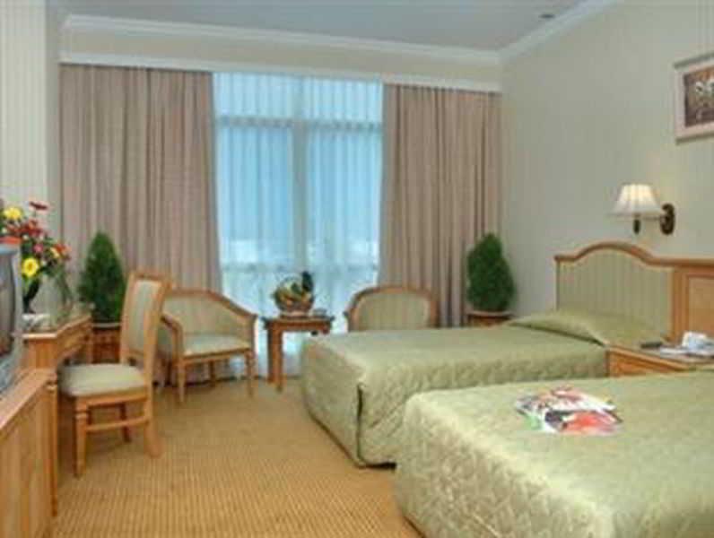 מירי Mega Hotel Sdn Bhd מראה חיצוני תמונה