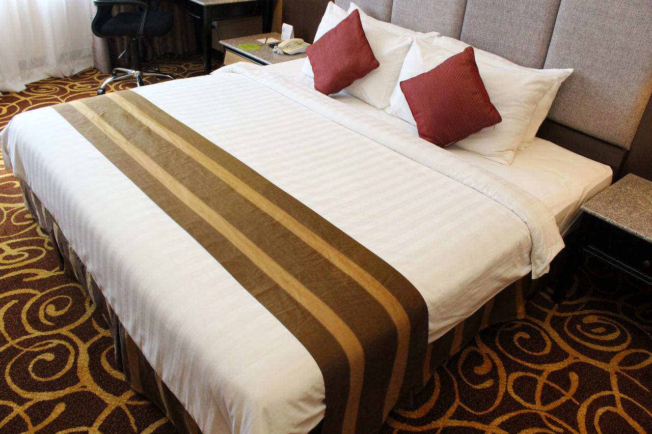 מירי Mega Hotel Sdn Bhd מראה חיצוני תמונה