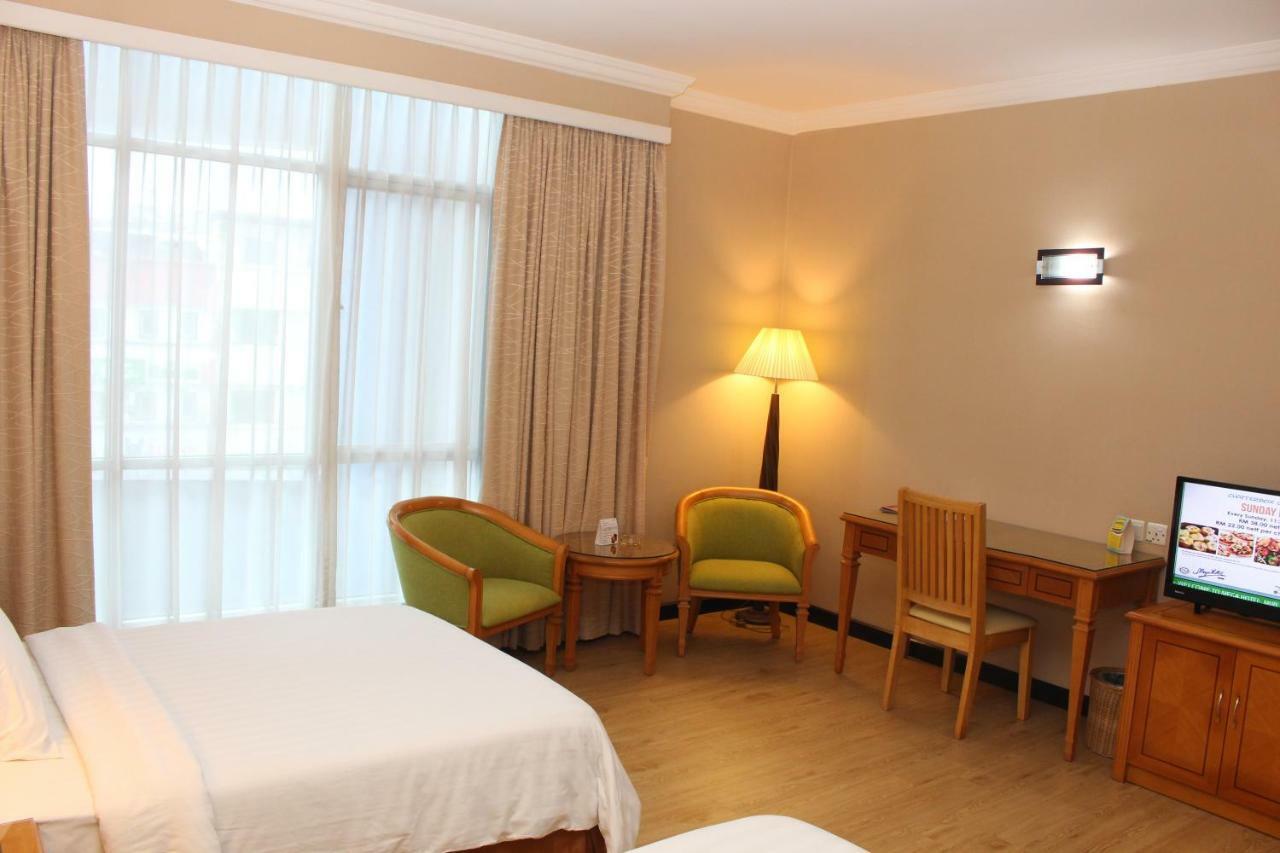 מירי Mega Hotel Sdn Bhd מראה חיצוני תמונה